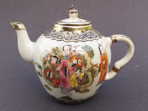Chinesische teekanne mit - chinesische,