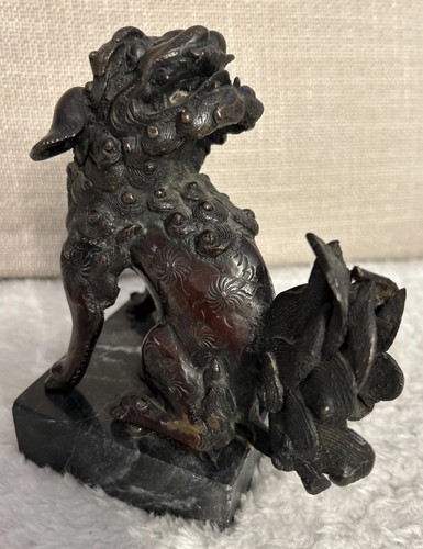 Bronzefigur eines - bronzefigur,