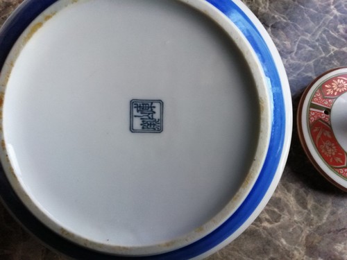 Chinesische teekanne mit - chinesische,